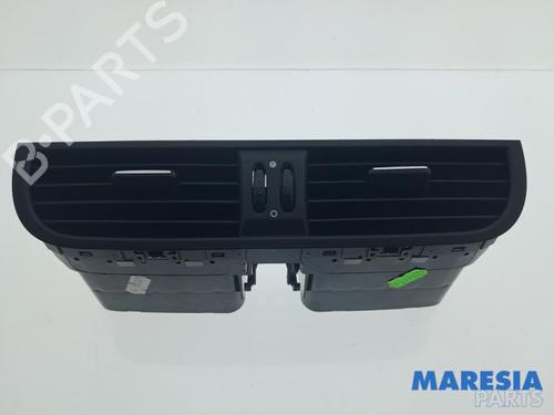 Used Air vent Air vent FIAT 500 (312_) 0.9 (312AXN1A) (80 hp) 33707782 33707782