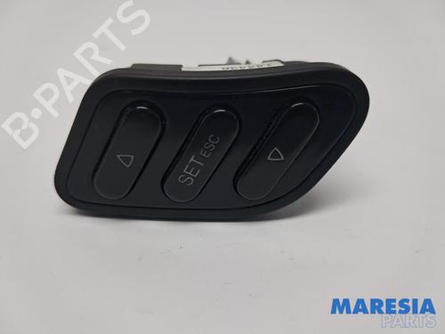 Used Display monitor Display monitor 37875468 37875468