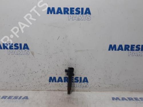 Used Ignition coil PEUGEOT 107 (PM_, PN_) 1.0 (68 hp) 31430440