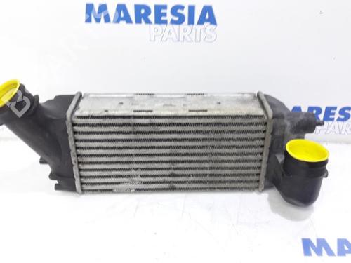 intercooler-peugeot-308-cc-4b_-2009-2010-2011-2012-2013-2014-2015-31496352 main image