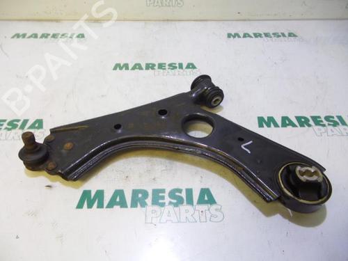 Used Left front suspension arm FIAT DOBLO Cargo (263_) 1.3 D Multijet (90 hp) 31402298