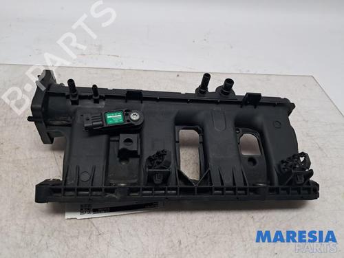 Used Injection rail Injection rail RENAULT CAPTUR I (J5_, H5_) 1.2 TCe 120 (120 hp) 39961300 39961300