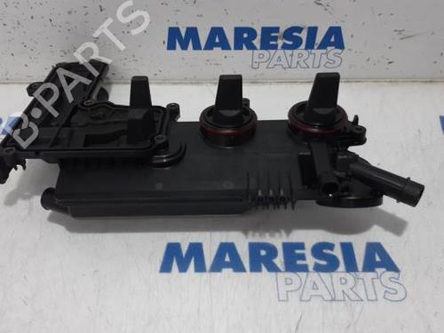 Used Valve cover CITROËN C-CROSSER (VU_, VV_) 2.2 HDi (156 hp) 31436085