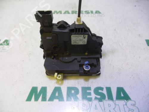 Used Electronic module FIAT GRANDE PUNTO (199_) 1.3 D Multijet (84 hp) 31523386