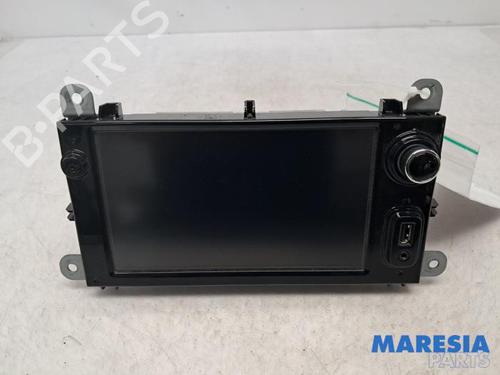 Used Radio RENAULT CLIO IV Grandtour (KH_) 1.5 dCi 90 (KHN3, KHN4) (90 hp) 31537191