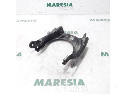Used Right front suspension arm CITROËN C5 III Break (RW_) 2.0 HDi (136 hp) 31463180