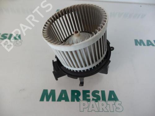 Used Heater blower motor FIAT PANDA (169_) 1.2 (169.AXB11, 169.AXB1A) (60 hp) 31482671
