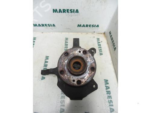 Used Right front steering knuckle RENAULT VEL SATIS (BJ0_) 3.0 dCi (BJ0J, BJ0N) (177 hp) 31405026