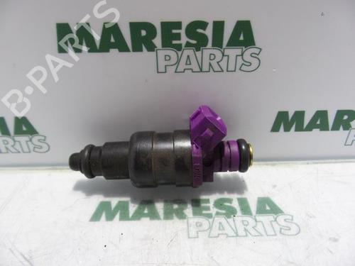Used Injector RENAULT TWINGO I (C06_) 1.2 (C066, C068) (58 hp) 31451947