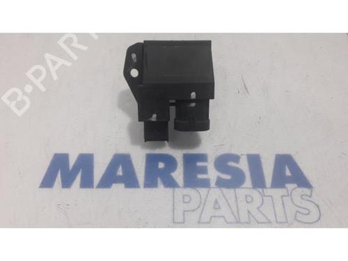 Used Electronic sensor CITROËN C5 III (RD_) 1.6 HDi 110 (RD9HL0, RD9HR8, RD9HRA) (112 hp) 31508965