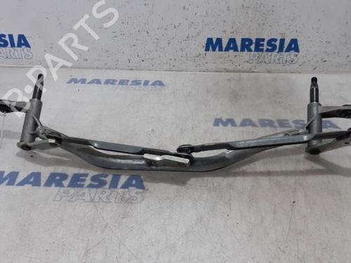 Used Front wipers mechanism RENAULT TRAFIC III Van (FG_) 1.6 dCi 95 (FGMJ, FGMR) (95 hp) 31385809