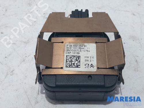 Used Electronic sensor PEUGEOT 208 I (CA_, CC_) 1.4 VTi (95 hp) 31429902