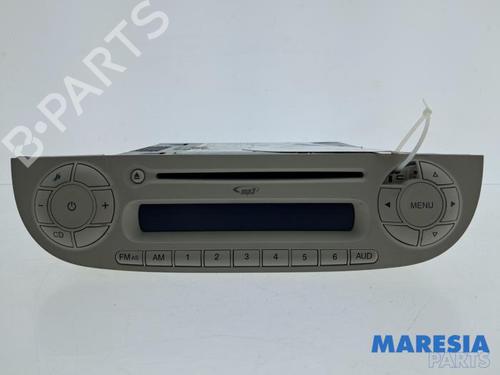 Used Radio Radio FIAT 500 C (312_) 1.2 (312CXA1A, 312AXA1A) (69 hp) 35820665 35820665