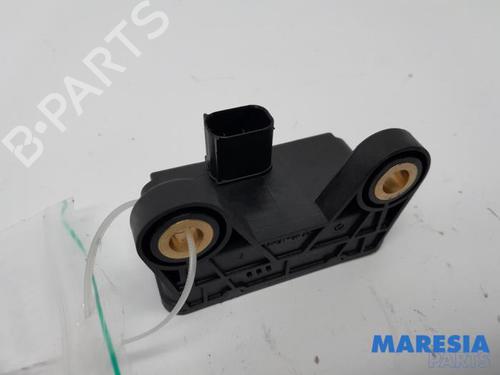 Used Electronic module RENAULT MEGANE III Hatchback (BZ0/1_, B3_) 1.6 16V (BZ1B, BZ1H) (110 hp) 31407683