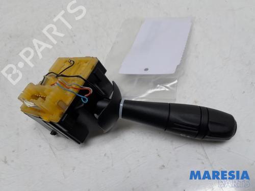 Steering column stalk RENAULT CLIO IV (BH_) 1.2 TCe 120 (BHM0) | BP31474838I23