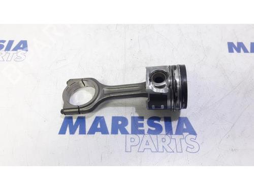 Used Other Other PEUGEOT 308 SW II (LC_, LJ_, LR_, LX_, L4_) 1.6 HDi / BlueHDi 115 (LCBHXM, LCBHXT) (115 hp) 31532830 31532830