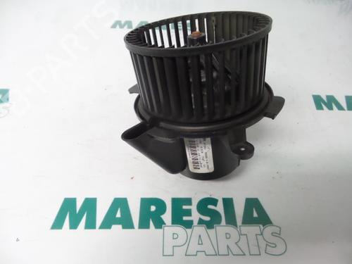 heater-blower-motor-peugeot-307-3ac-2000-2001-2002-2003-2004-2005-2006-2007-2008-2009-2010-2011-2012-31433929 main image