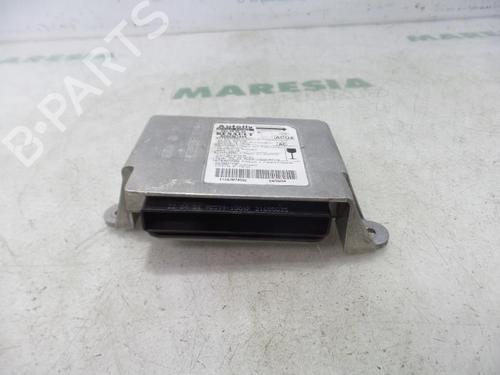 ecu-airbags-renault-megane-ii-saloon-lm01_-2003-31524081 main image