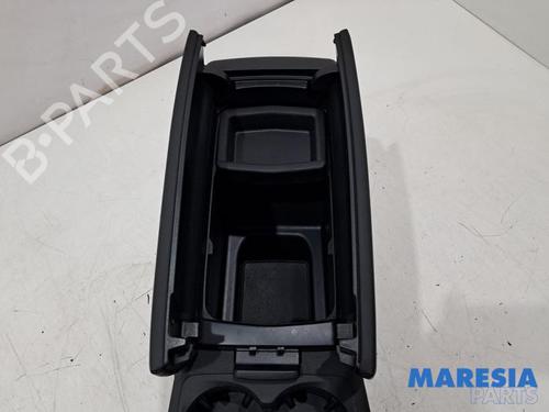 Middle console PEUGEOT 3008 II SUV (MC_, MR_, MJ_, M4_) Hybrid | BP32197387I22 