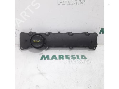 Used Valve cover PEUGEOT 307 (3A/C) 1.4 16V (88 hp) 31384641