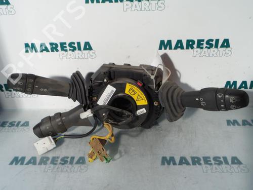 Used Switch FIAT STILO (192_) 1.6 16V (192_XB1A) (103 hp) 31474415