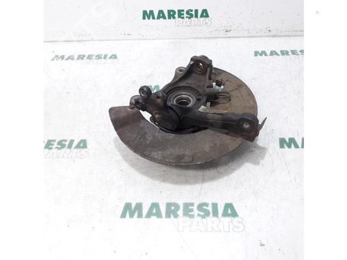 Used Right front steering knuckle CITROËN C5 III Break (RW_) 2.7 HDi (204 hp) 31529051