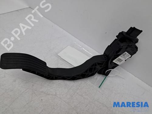 Pedal PEUGEOT 208 I (CA_, CC_) 1.0 VTi (68 hp) 31490381
