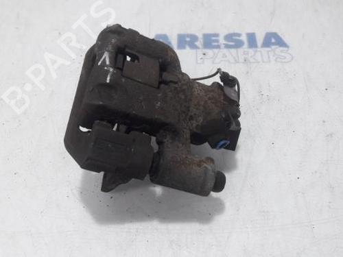 Used Left front brake caliper FIAT 500 (312_) 1.2 (312AXA1A) (69 hp) 31440331