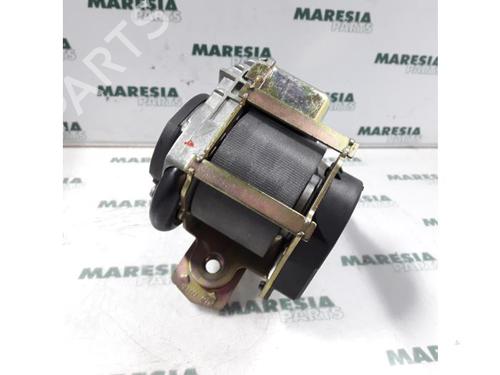 Used Rear left seatbelt RENAULT LAGUNA II (BG0/1_) 2.0 16V IDE (BG0N) (140 hp) 31390961