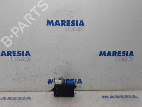 Used Electronic module CITROËN C4 Grand Picasso II (DA_, DE_) 1.2 THP 130 (130 hp) 31467932