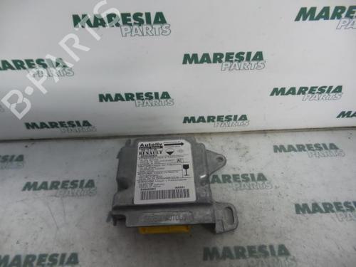 Used ECU airbags RENAULT MASTER II Van (FD) 2.2 dCI 90 (FD0G, FD0N, FD2G, FD2N, FD3G, FD3N) (90 hp) 31528270
