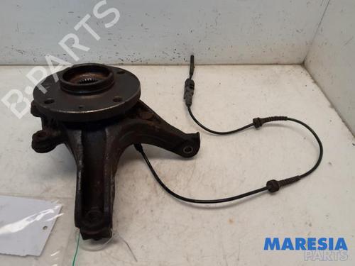 Used Right front steering knuckle PEUGEOT 3008 I MPV (0U_) 1.6 THP (156 hp) 31533929
