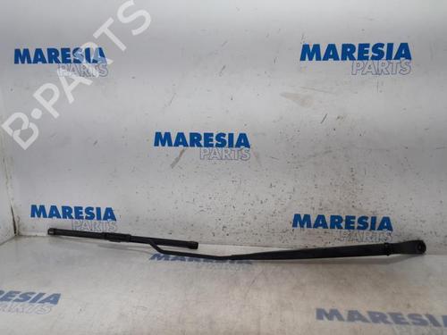 front-windshield-wiper-arm-citroen-c3-ii-sc_-2009-31513462 main image