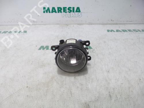 Used Right front fog light RENAULT SCÉNIC II (JM0/1_) 1.5 dCi (JM1E, JM16) (106 hp) 31447400