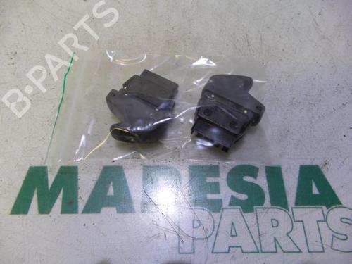 switch-renault-scenic-i-mpv-ja01_-fa0_-1999-2000-2001-2002-2003-2004-2005-2006-2007-2008-2009-2010-31480397 main image