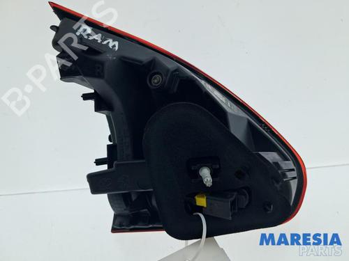Right taillight PEUGEOT 2008 I (CU_) 1.2 THP 110 / PureTech 110 | BP38439050C35 - Image 4