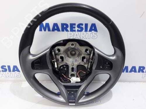 Used Steering wheel RENAULT CLIO IV Grandtour (KH_) 1.5 dCi 90 (KHN3, KHN4) (90 hp) 31501348