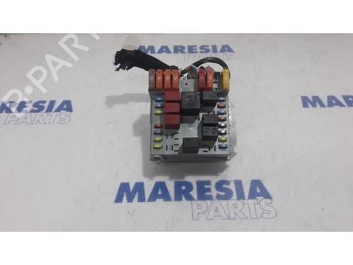 Used Fuse box ALFA ROMEO 159 (939_) 1.9 JTDM 8V (939AXE1B) (120 hp) 31449410