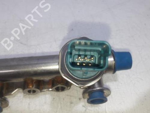 Injection rail RENAULT MEGANE IV Hatchback (B9A/M/N_) 1.2 TCe 130 (B9MR) | BP31386323M98