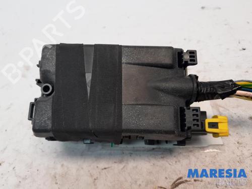 Fuse box PEUGEOT 208 I (CA_, CC_) 1.2 VTI 82 | BP31475166E1 