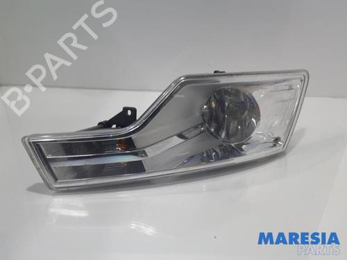 Used Right front fog light CITROËN C5 III (RD_) 1.6 THP 155 (RD5FV8, RD5FNA) (156 hp) 31461667