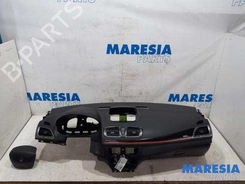 Used Driver airbag RENAULT MEGANE III Coupe (DZ0/1_) 1.2 TCe (DZ2B, DZ11) (116 hp) 31471485