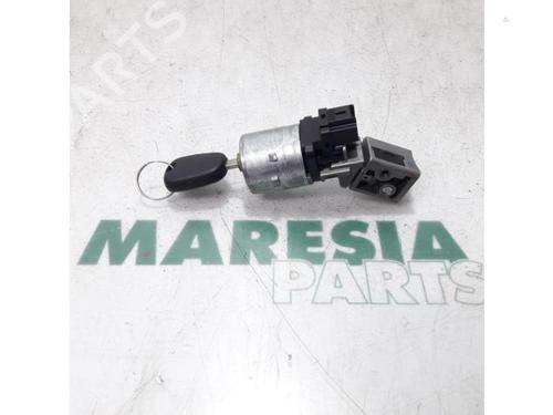 Used Ignition barrel PEUGEOT 207 (WA_, WC_) 1.6 HDi (90 hp) 31530830