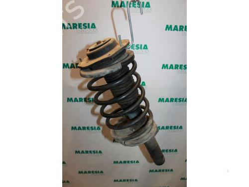 right-front-shock-absorber-peugeot-306-hatchback-7a-7c-n3-n5-1993-1994-1995-1996-1997-1998-1999-2000-2001-2002-2003-31422323 main image