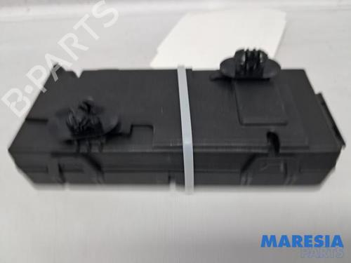 Used Electronic module PEUGEOT 5008 (0U_, 0E_) 1.6 16V (156 hp) 31469399