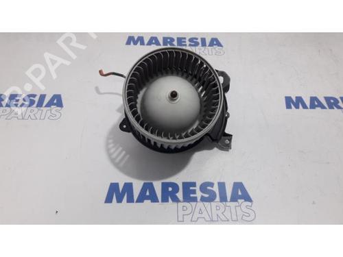 Used Heater blower motor FIAT DOBLO Cargo (263_) 1.6 D Multijet (263WXD1B, 263WXR1B, 263WXX1B, 263ZXD1B,... (105 hp) 31535944