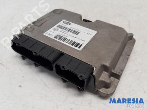 Used Gearbox control unit FIAT PANDA (312_, 319_) 0.9 (312PXN1A, 312PXN11) (80 hp) 31447766