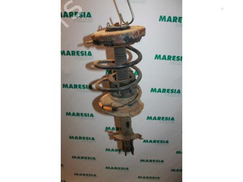 left-front-shock-absorber-renault-megane-i-ba01_-1995-1996-1997-1998-1999-2000-2001-2002-2003-2004-31447177 main image