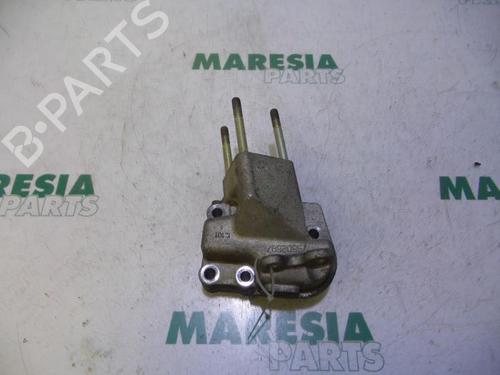 gearbox-mount-fiat-punto-188_-1999-2000-2001-2002-2003-2004-2005-2006-2007-2008-2009-2010-2011-2012-31401057 main image