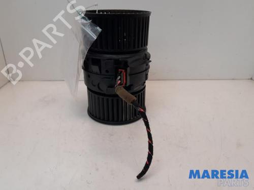 Used Heater blower motor RENAULT MEGANE III Grandtour (KZ0/1) 1.2 TCe (KZ2B, KZ11) (116 hp) 31500585